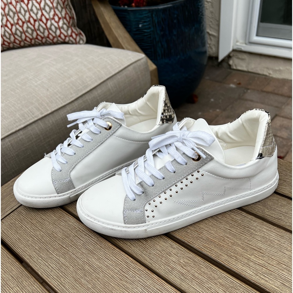 STEVE MADDEN Women Beige Mixed Media Studded Bianka Round Toe LaceUp Sneaker 7.5